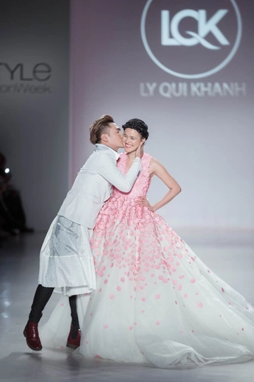 Lý quí khánh tâm sự về bst tại new york fashion week - 7