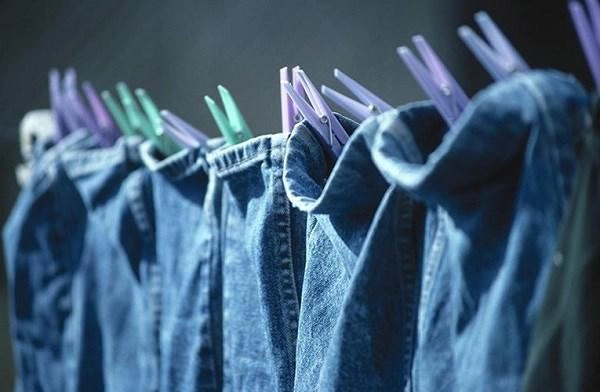 Mẹo giặt phơi quần áo vừa nhanh khô lại không bị ẩm hôi ngày mưa lạnh - 5