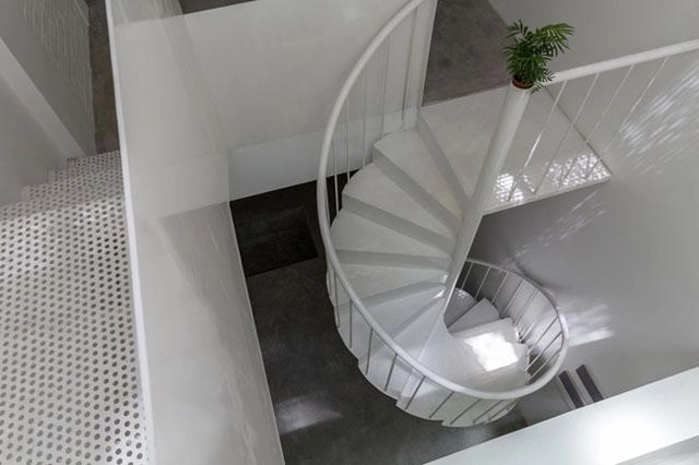 Nằm tít trong ngõ nhỏ ở thủ đô căn nhà ống vẫn đẹp sáng đáng học hỏi - 5