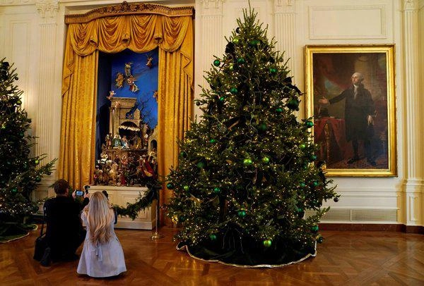 Nhà trắng lộng lẫy dịp noel dưới bàn tay trang trí của phu nhân melania trump - 5