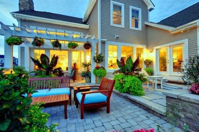 Những kiểu thiết kế sân vườn đẹp với hồ cá bể bơi cây cảnh không thể bỏ qua - 1