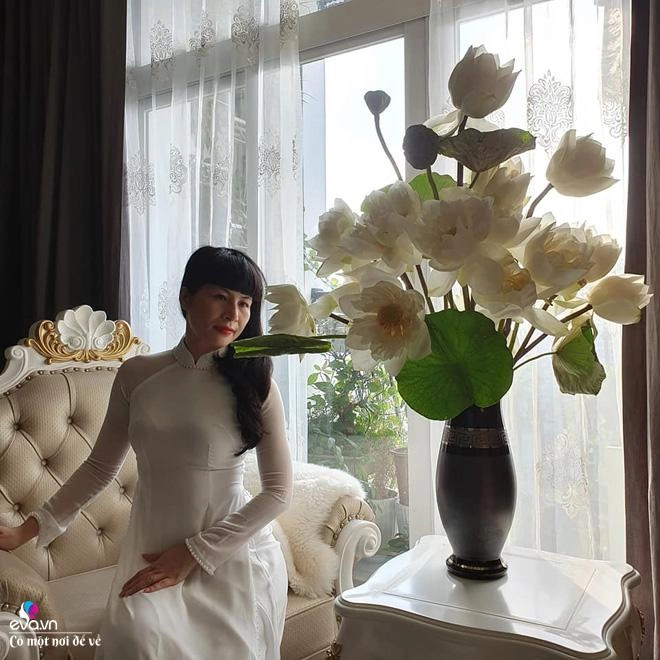 Nữ kế toán trưởng cắm hoa đẹp vạn người mê ngày nào cũng tràn ngập hoa trong nhà - 1