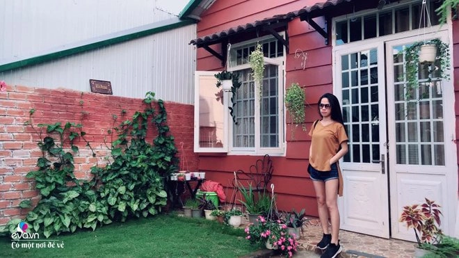 Táo bạo xây nhà 100 triệu 9x lâm đồng 26 tuổi về hưu sống cuộc đời như tiểu thuyết - 1