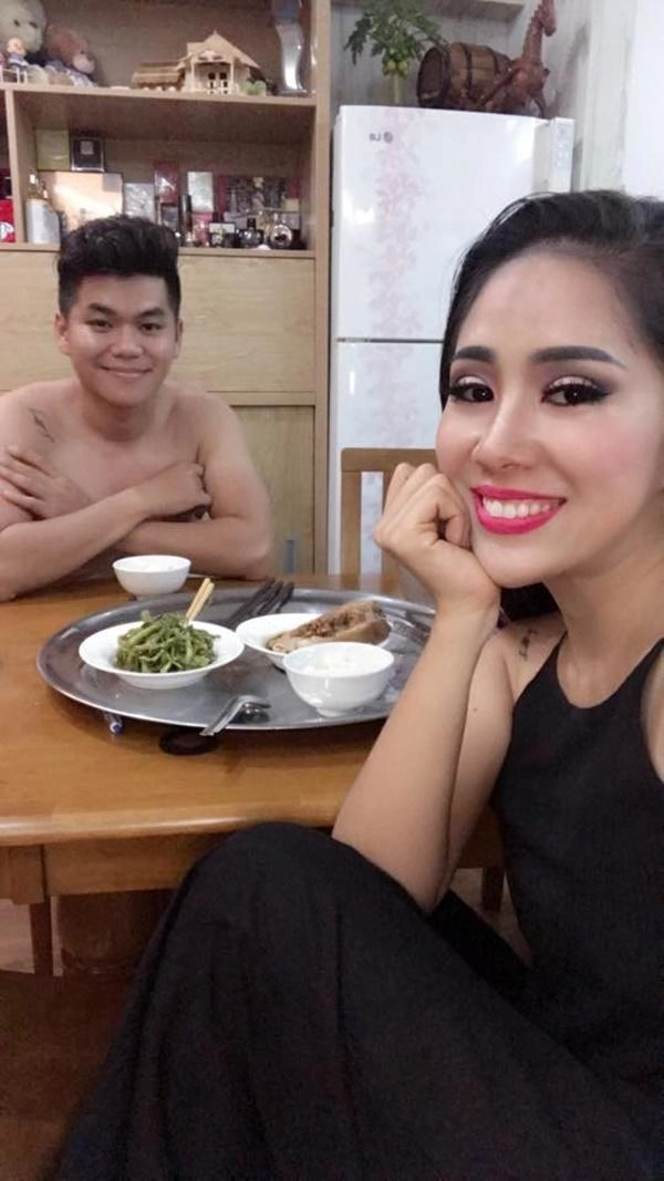 Tình - tiền đều thăng hoa lê phương hạnh phúc cùng chồng trẻ trong căn nhà mới sang trọng - 7