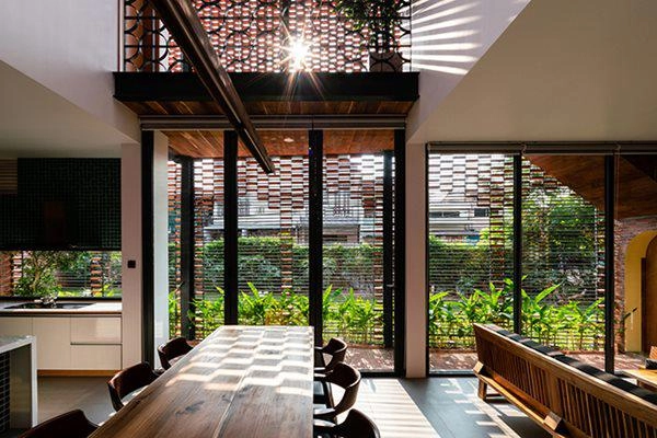 Vợ chồng trẻ ở trà vinh xây nhà phố như tổ chim độc đáo - 9