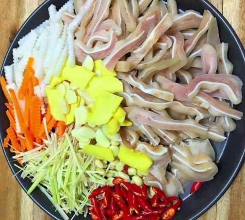 4 cách làm gỏi tai heo ngon nhanh gọn chỉ trong 5 phút - 10