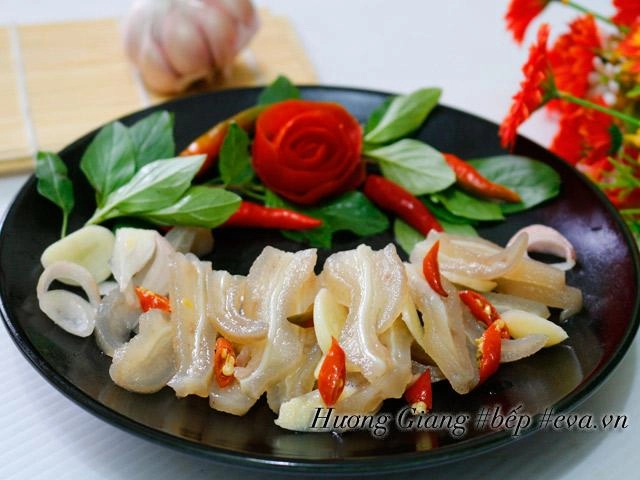 4 món ngâm mắm chua ngọt để chồng lai rai ngày tết - 2