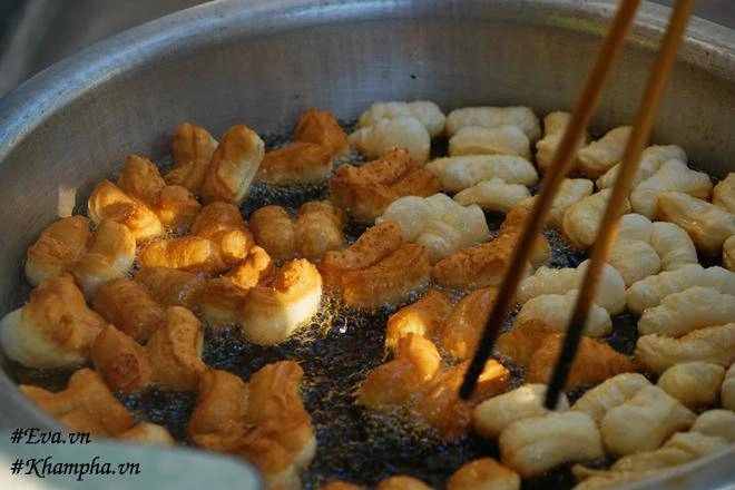 5 quán ăn vặt không thể bỏ lỡ khi gió mùa bất chợt ùa về hà nội - 1