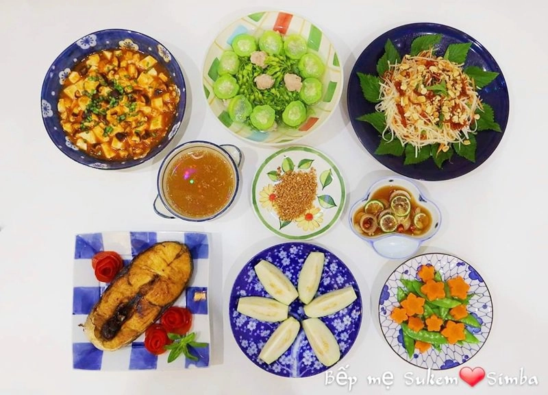 8x chia sẻ những mâm cơm 4 người 6 món hôm nào cũng linh đình như nhà có tiệc - 4