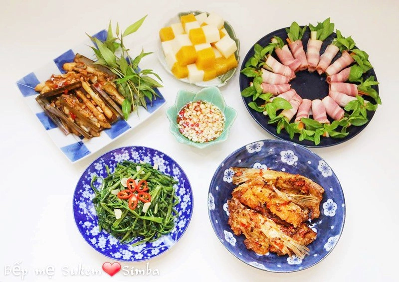 8x chia sẻ những mâm cơm 4 người 6 món hôm nào cũng linh đình như nhà có tiệc - 9