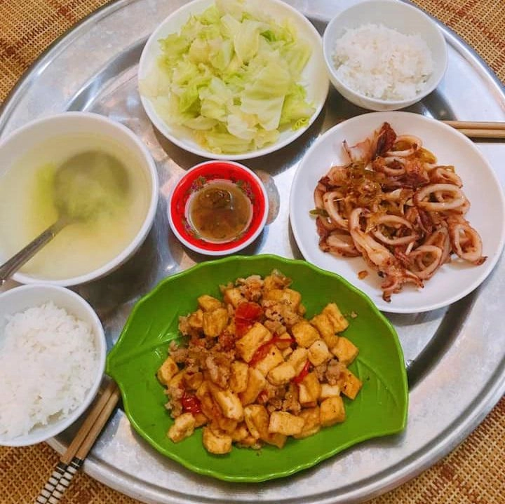 9x khoe những mâm cơm khiến hội chị em đều ước là dâu miền biển - 7
