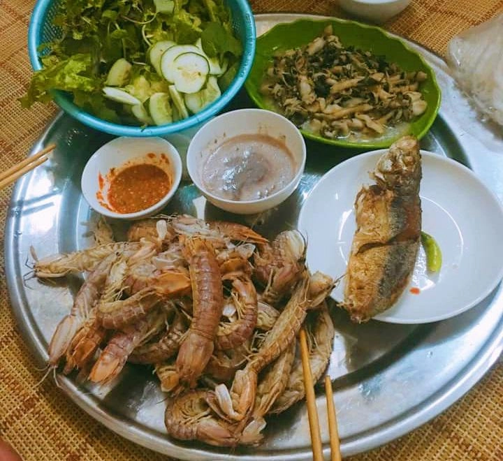 9x khoe những mâm cơm khiến hội chị em đều ước là dâu miền biển - 8