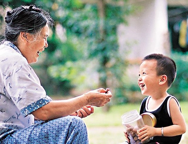 9x nhờ mẹ chồng nuôi cháu 3 năm con chưa bị ho một lần hoá ra vì 4 điều này - 3