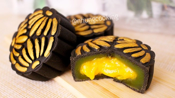 9x thích làm bánh trung thu độc lạ khách đòi đặt mua nhưng chỉ để ăn chứ không bán - 4