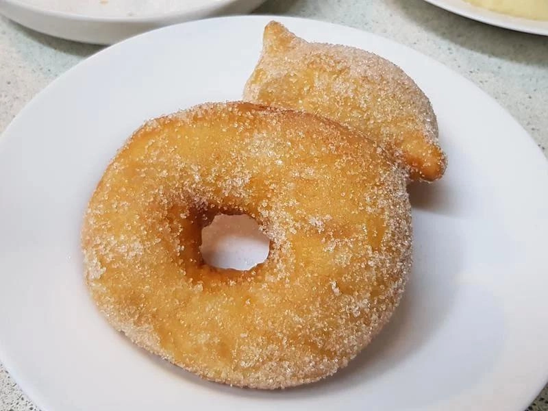 Bánh rán vòng donut mẹ làm cả nhà ăn hoài không biết chán - 6