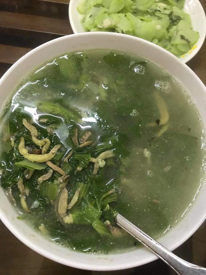 Bị chê kinh dị nhưng cô gái quyết nấu canh kiểu này dân mạng nhìn thấy tái cả mặt - 2