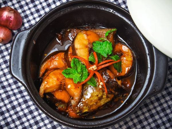 Cá kho nghệ tươi thơm ngon béo ngậy ai cũng mê - 5