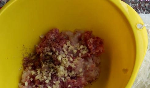 Cách làm chả giò đơn giản ai thưởng thức cũng đều khen ngon - 2