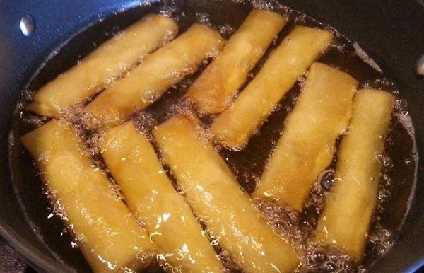 Cách làm chả giò ngon giòn rụm kiểu miền nam ăn mãi không chán - 4