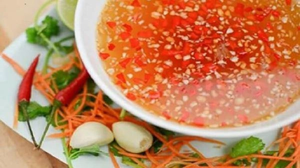 Cách làm gỏi gà với hành tây thơm ngon thịt ngọt the the của hành - 11