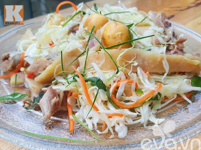 Cách làm gỏi gà với hành tây thơm ngon thịt ngọt the the của hành - 13