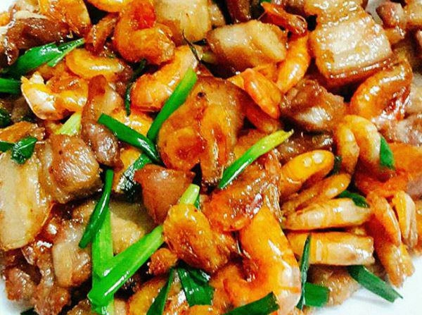Cách làm thịt kho tôm nước dừa nhanh gọn chuẩn vị tại nhà - 4