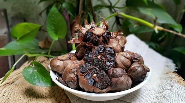 Cách làm tỏi đen không ướt ngon tại nhà đơn giản nhất - 3