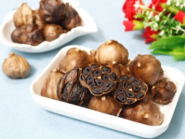 Cách làm tỏi đen không ướt ngon tại nhà đơn giản nhất - 7