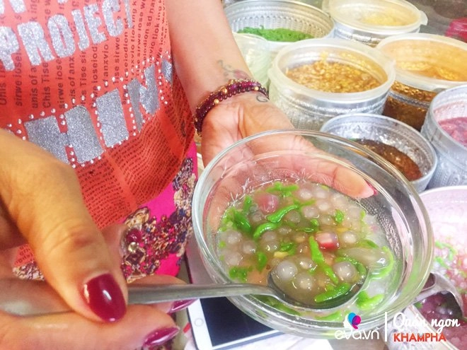 Chỉ bán chè thái trong chợ nhưng tháng kiếm 60 triệu hai vợ chồng nuôi con du học thành tài - 4
