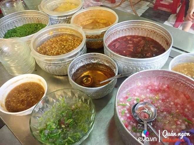 Chỉ bán chè thái trong chợ nhưng tháng kiếm 60 triệu hai vợ chồng nuôi con du học thành tài - 5
