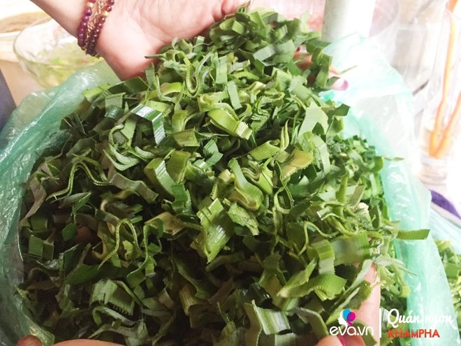 Chỉ bán chè thái trong chợ nhưng tháng kiếm 60 triệu hai vợ chồng nuôi con du học thành tài - 9