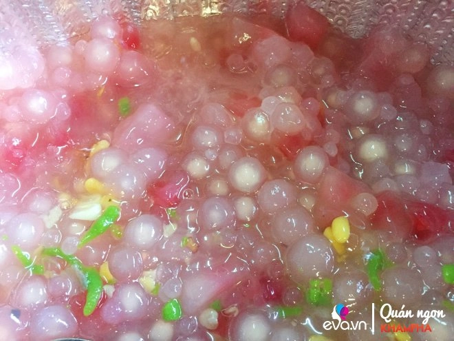 Chỉ bán chè thái trong chợ nhưng tháng kiếm 60 triệu hai vợ chồng nuôi con du học thành tài - 10