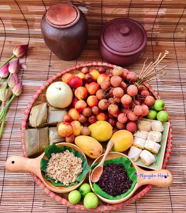 Chị em chia sẻ mâm cỗ cúng tết đoan ngọ giết sâu bọ ngập tràn mạng xã hội - 2