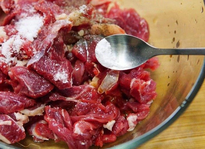 Chiên hay xào thịt bò chỉ cần khi ướp thêm xíu bột này thịt mềm ngon chẳng sợ dai - 2