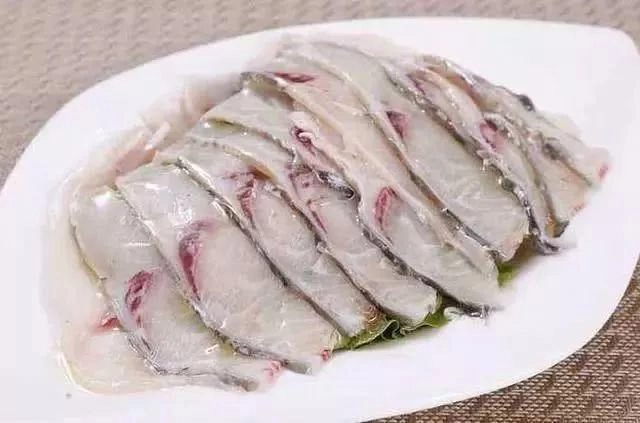 Để phi lê cá không bị nát khi chiên hoặc nhúng lẩu chỉ cần nhớ kỹ 5 điều này - 2