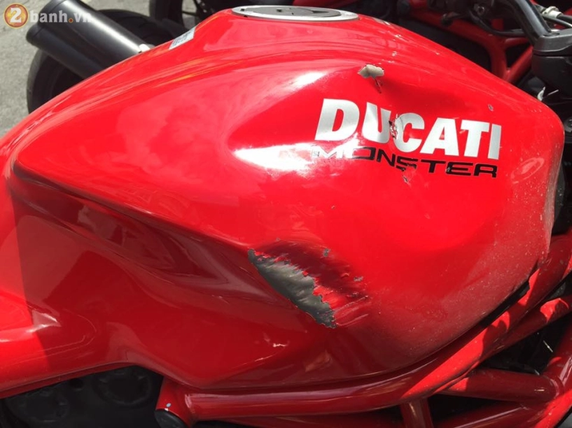 Ducati monster 821 trong bản độ lung linh sau tai nạn - 7