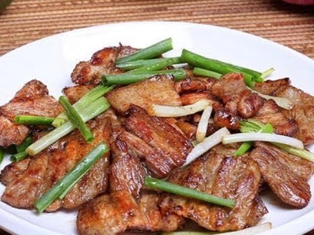 Đừng chần hay rửa thịt lợn trực tiếp làm cách này thịt sạch bong không còn lo bụi bẩn - 4
