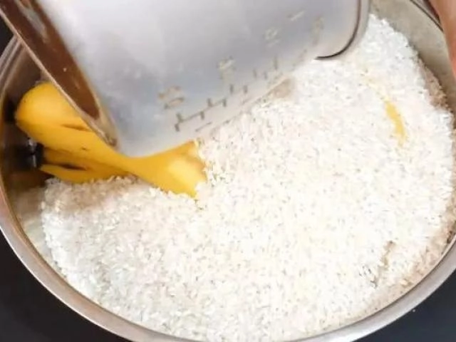 Nhớ 3 mẹo này rau xào lúc nào cũng giòn ngon xanh mướt mẹ chồng cũng phải khen dâu đảm - 4