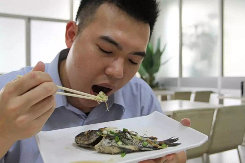 Đừng uống giấm nếu bị hóc xương cá dùng mẹo nhỏ này xương cá sẽ biến mất - 1