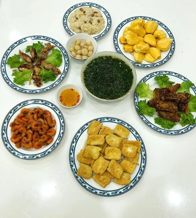 Gái xinh khoe những mâm cơm ngon khiến hội chị em chấm 100 điểm thi nhau rủ về làm dâu - 3