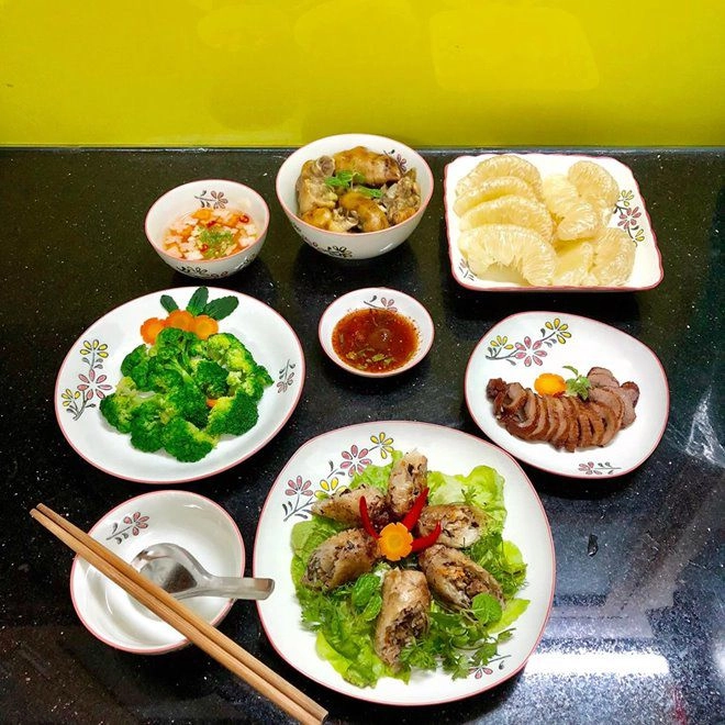 Gái xinh khoe những mâm cơm ngon khiến hội chị em chấm 100 điểm thi nhau rủ về làm dâu - 7