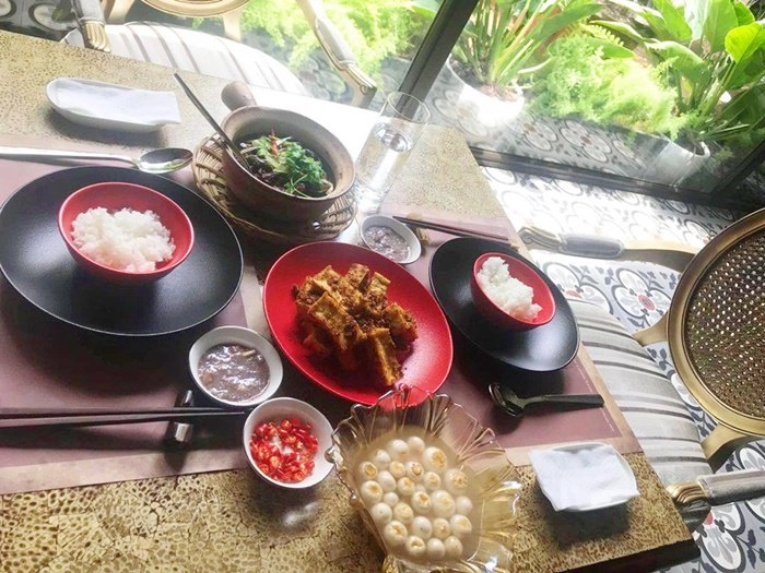Giàu có sang chảnh nhưng vợ đại gia của quách ngọc ngoan lại thích những món đơn sơ - 5