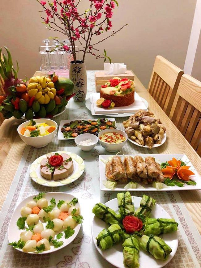 Gợi ý 5 mâm cỗ cúng ông công ông táo vừa ngon lại đẹp mắt cho chị em văn phòng - 1