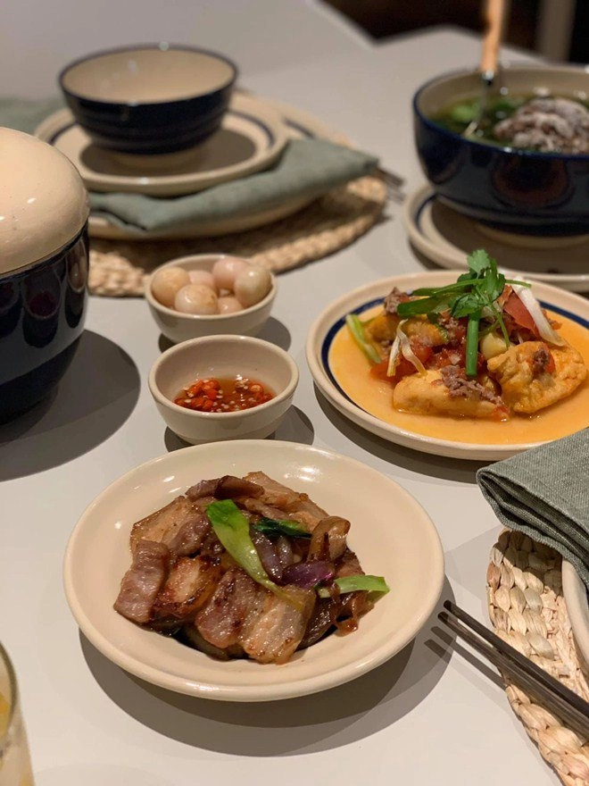 Hoa hậu 35 tuổi chưa chồng xứng danh gái đảm nấu ăn được khen tinh tế đến nghẹn lời - 9