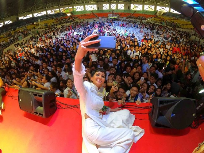 Hoa hậu hhen niê trở thành diễn giả trước các đại biểu tại philippines - 3