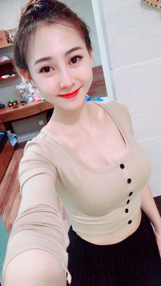 Hot girl 9x nóng bỏng nhất làng hài bắc ra đường với con ai cũng tưởng chị em - 1