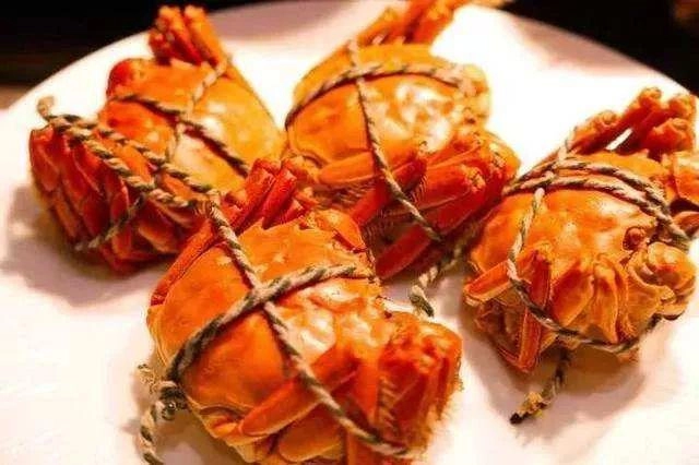 Khi hấp cua đặt cua ngửa hay úp bụng nhiều người làm sai nên món ăn mất ngon - 3