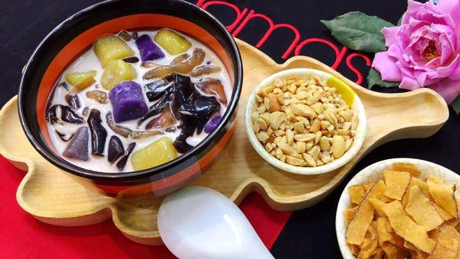 Khởi nghiệp từ bán xúc xích 3 năm sau 9x có nhà xe hơi là bà chủ chuỗi cửa hàng - 10