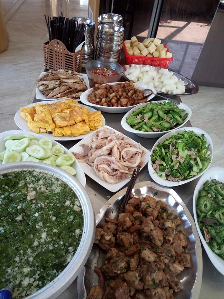 Không đâu như thanh hóa cơm văn phòng đều là buffet ai thấy cũng chết thèm - 1