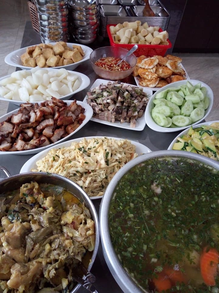 Không đâu như thanh hóa cơm văn phòng đều là buffet ai thấy cũng chết thèm - 5